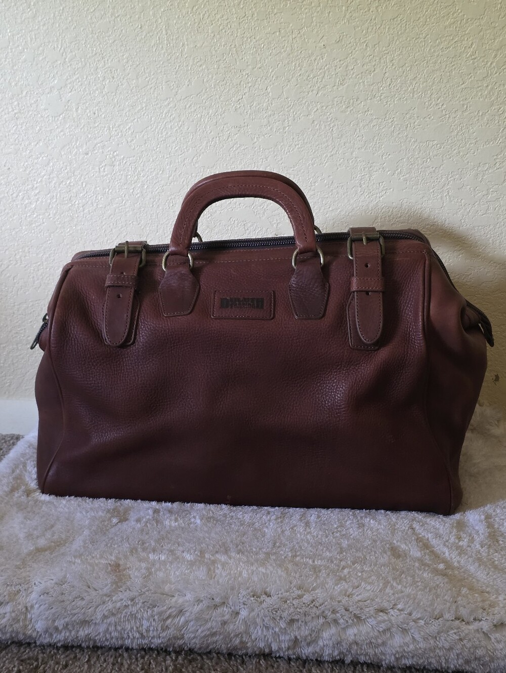 DULUTH TRADING CO BROWN Leather Holdall Duffel BAG